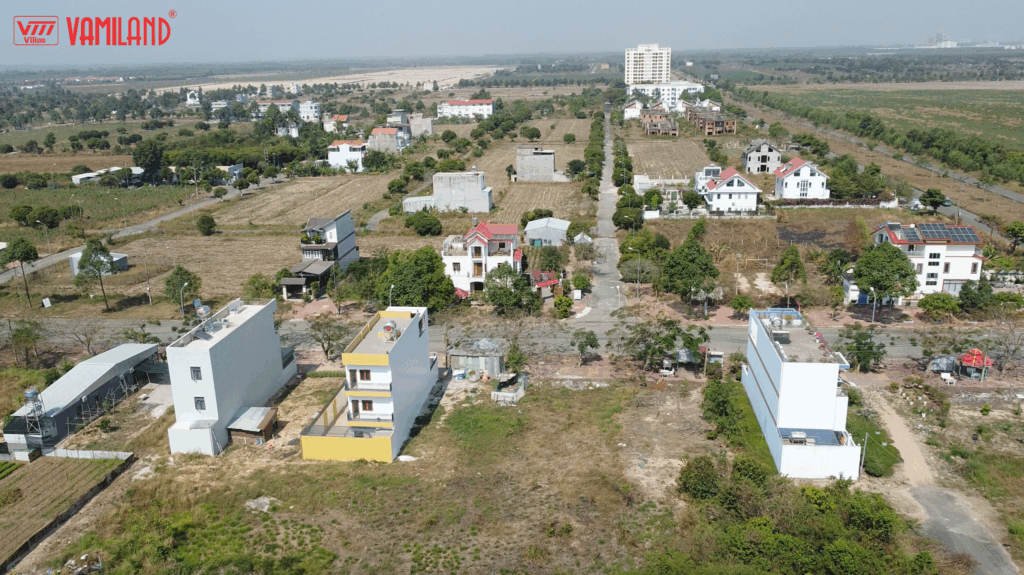 Các ngôi nhà của dự án HUD bắt đầu mọc lên