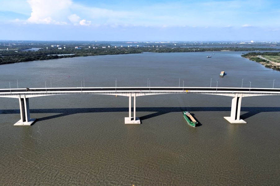 Khi đưa vào vận hành cầu sẽ giúp giảm tải cho tuyến cao tốc TPHCM - Long Thành - Dầu Giây, góp phần phân luồng từ xa, giảm ách tắc cho các tuyến cao tốc cũng như hệ thống đường nội đô TPHCM.